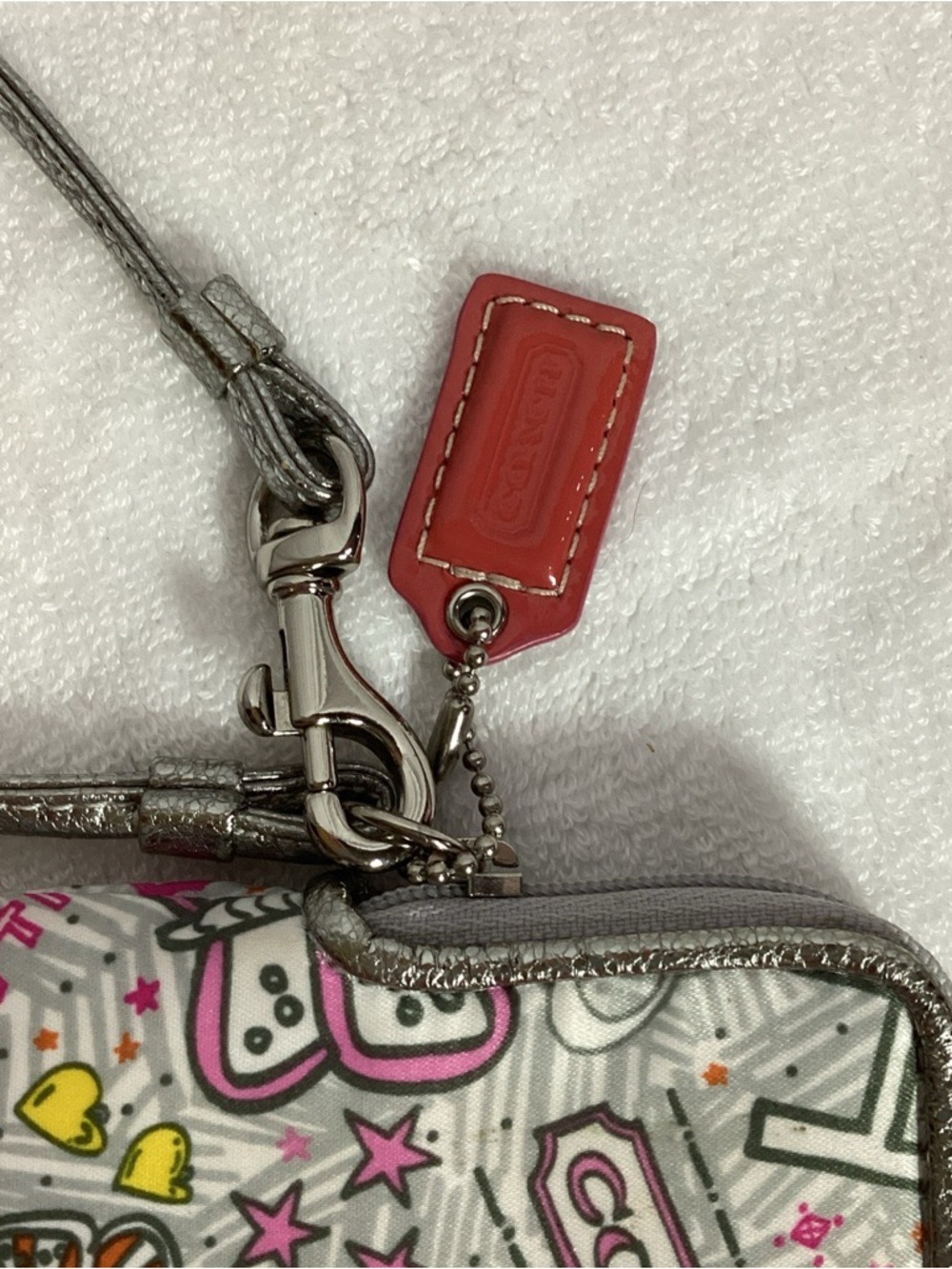 Coach Poppy Butterfly Graffiti Wristlet Wallet with Hang Tag - Picture 12 of 14